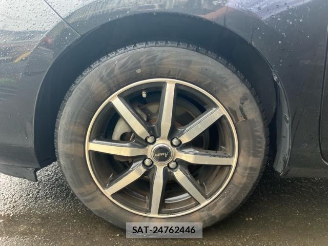 Toyota AQUA 2013-10 8279517-5