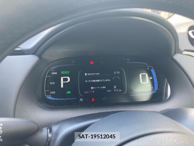 Toyota AQUA 2021-09 8279571-14