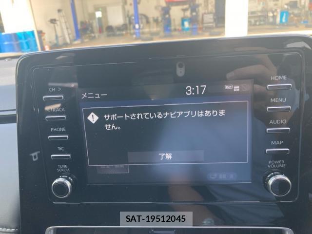 Toyota AQUA 2021-09 8279571-18
