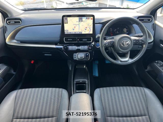 Toyota AQUA 2021-11 8279584-1
