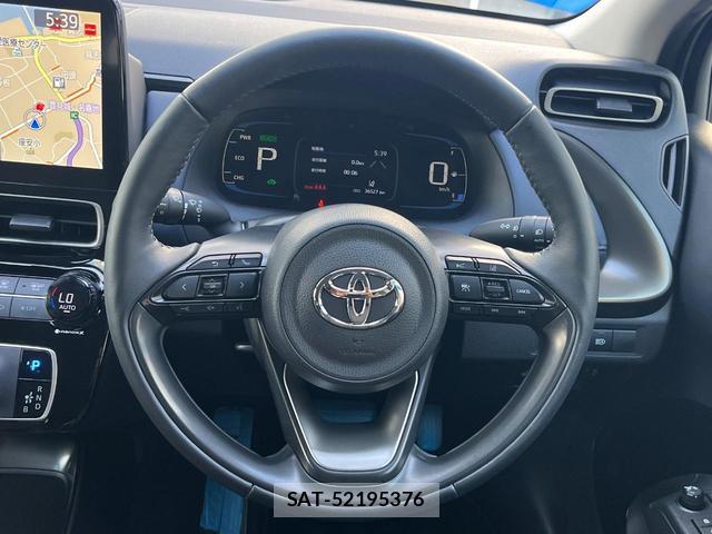 Toyota AQUA 2021-11 8279584-11