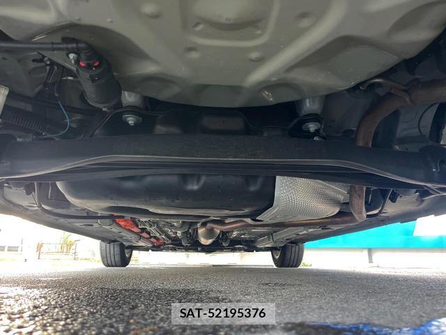 Toyota AQUA 2021-11 8279584-19
