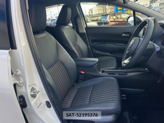 Toyota AQUA 2021-11 8279584-8