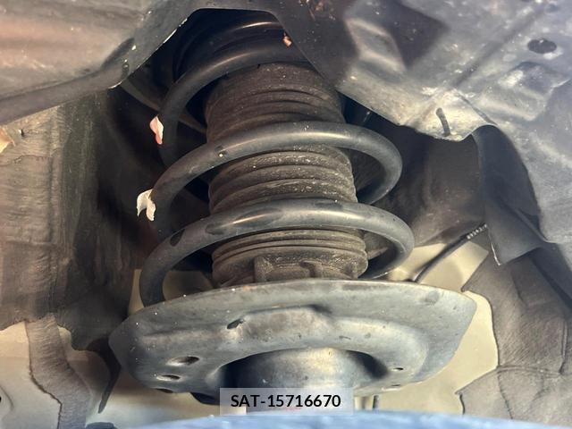 Toyota AQUA 2024-06 8279592-19