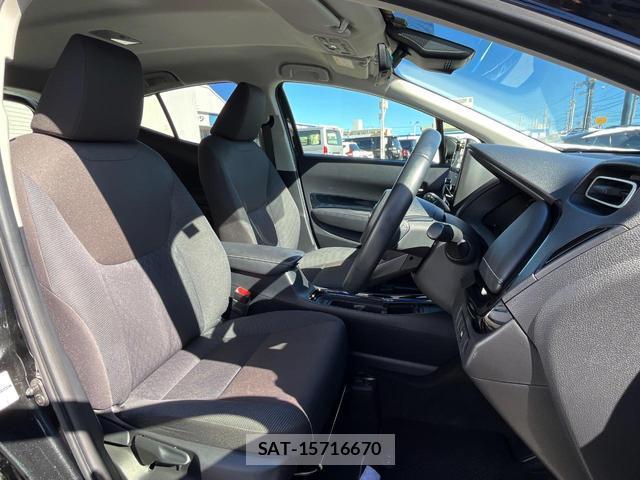 Toyota AQUA 2024-06 8279592-7