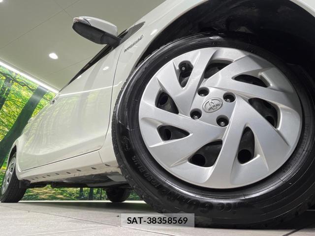 Toyota AQUA 2015-12 8279622-12