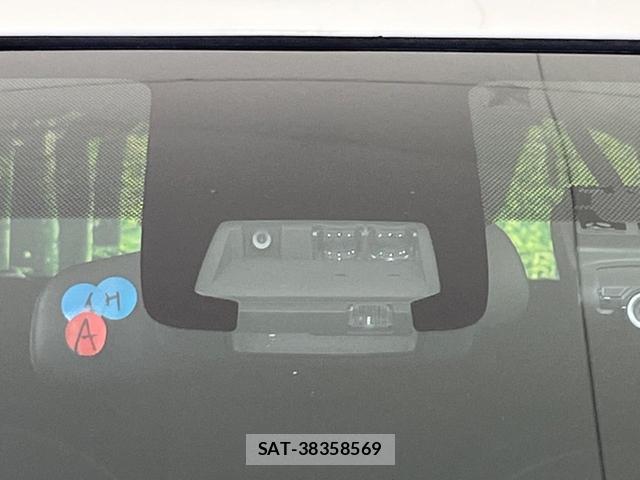 Toyota AQUA 2015-12 8279622-4