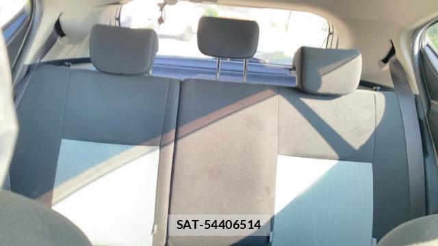 Toyota AQUA 2015-03 8279853-14