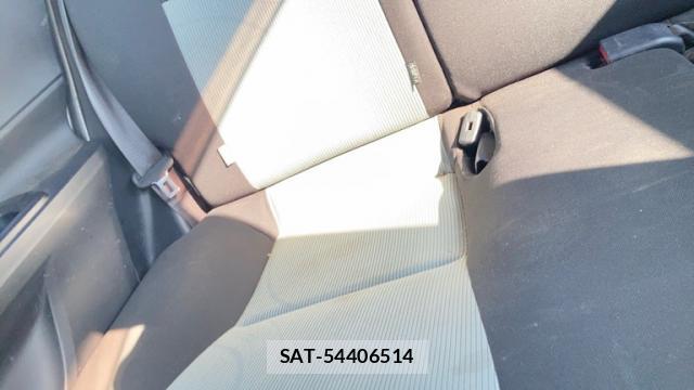 Toyota AQUA 2015-03 8279853-15