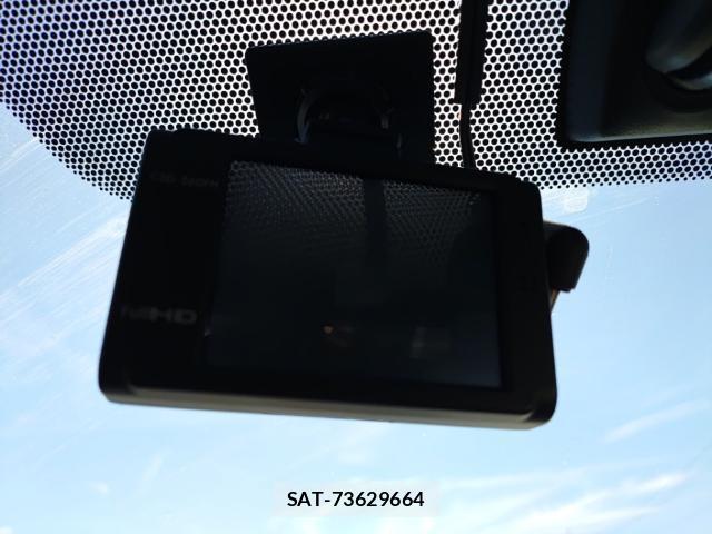 Toyota AQUA 2015-07 8279920-16