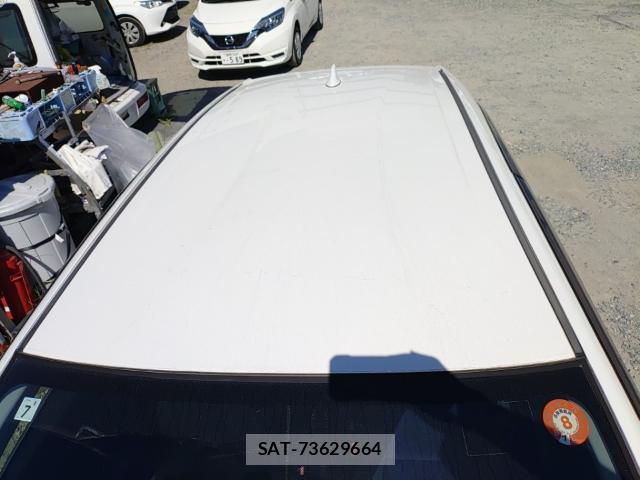 Toyota AQUA 2015-07 8279920-6