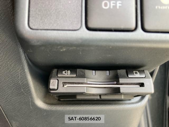 Toyota AQUA 2012-11 8279931-10