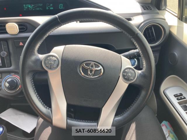 Toyota AQUA 2012-11 8279931-14