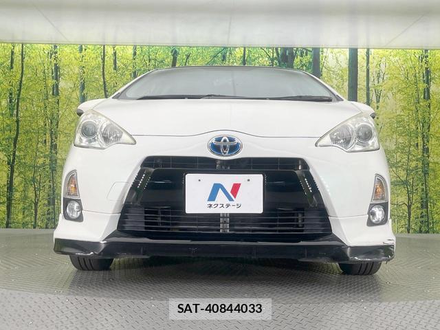 Toyota AQUA 2013-11 8280004-13