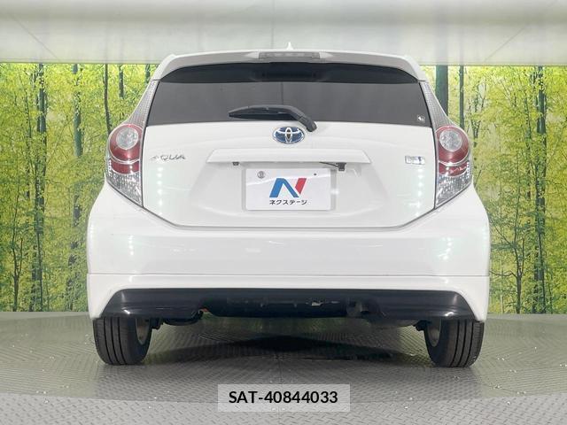 Toyota AQUA 2013-11 8280004-14