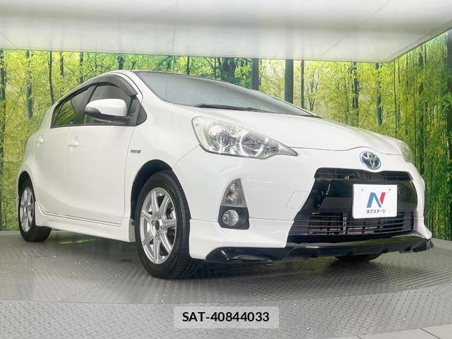 Toyota AQUA 2013-11 8280004-15