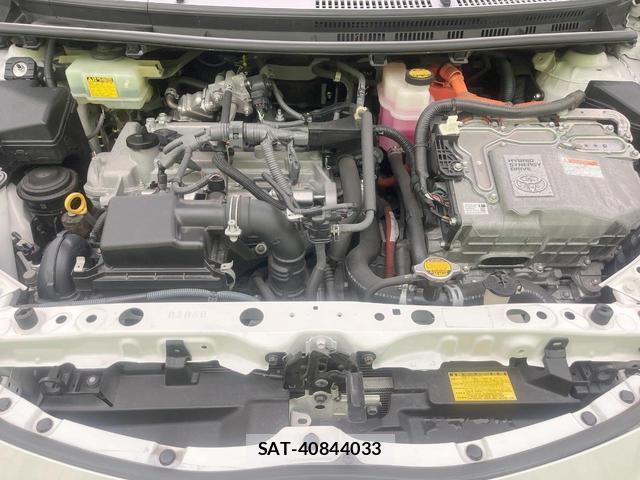Toyota AQUA 2013-11 8280004-17