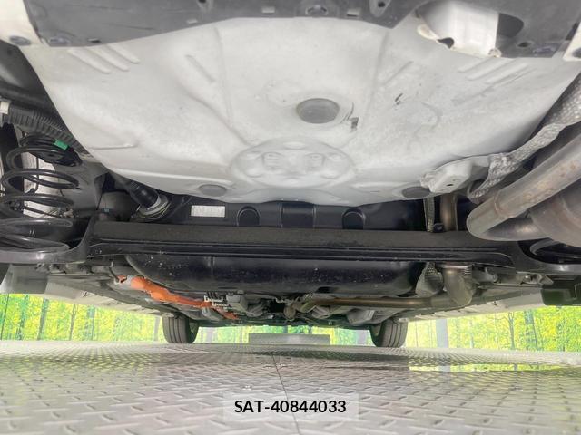 Toyota AQUA 2013-11 8280004-18