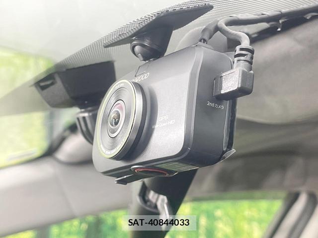 Toyota AQUA 2013-11 8280004-5