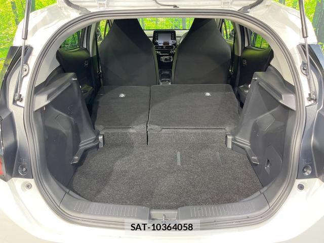 Toyota AQUA 2023-07 8280060-10
