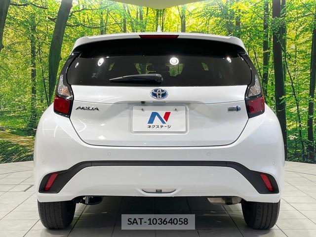 Toyota AQUA 2023-07 8280060-14