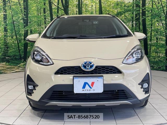 Toyota AQUA 2018-05 8280268-13