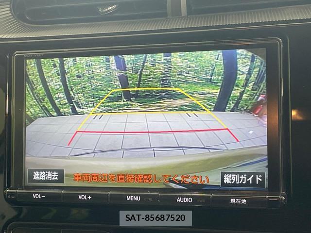 Toyota AQUA 2018-05 8280268-3