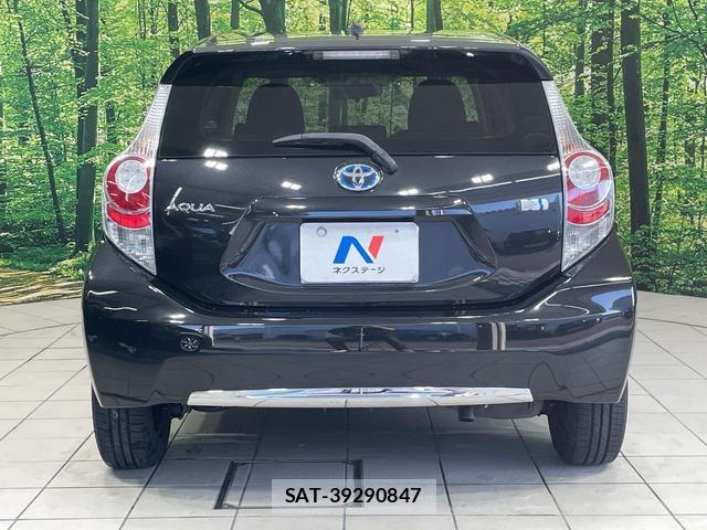 Toyota AQUA 2014-03 8280272-14