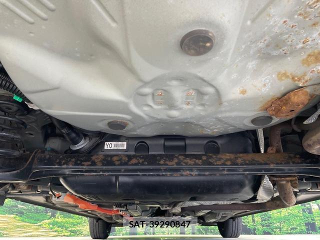 Toyota AQUA 2014-03 8280272-18