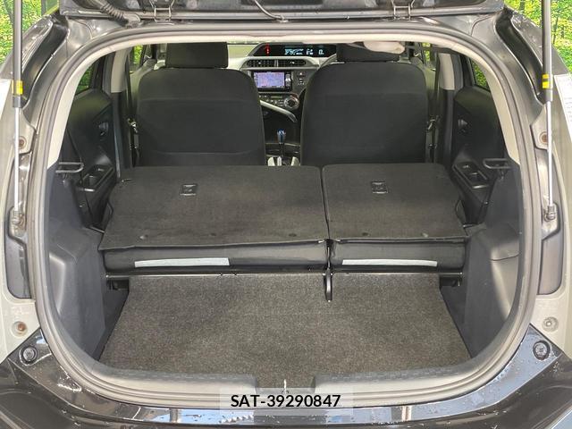 Toyota AQUA 2014-03 8280272-9