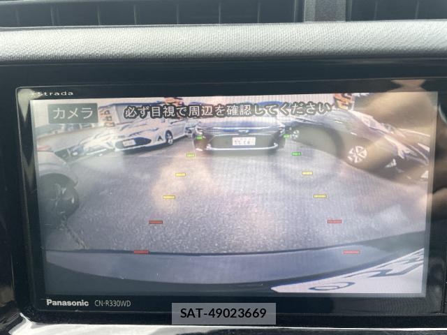 Toyota AQUA 2016-03 8280332-8