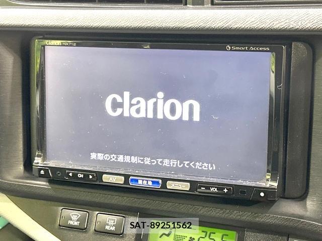 Toyota AQUA 2012-10 8280400-1