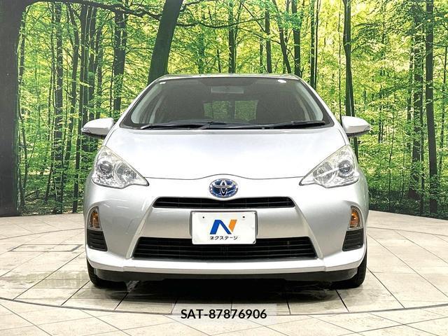 Toyota AQUA 2013-08 8280403-13
