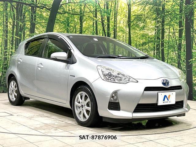 Toyota AQUA 2013-08 8280403-15