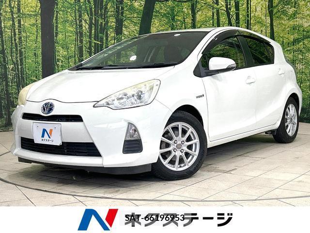 Toyota AQUA 2012-03 8280405-0