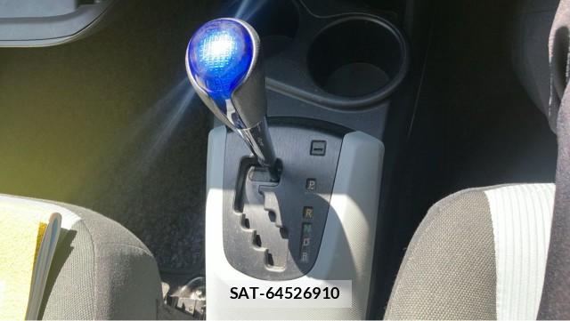 Toyota AQUA 2013-08 8280519-14
