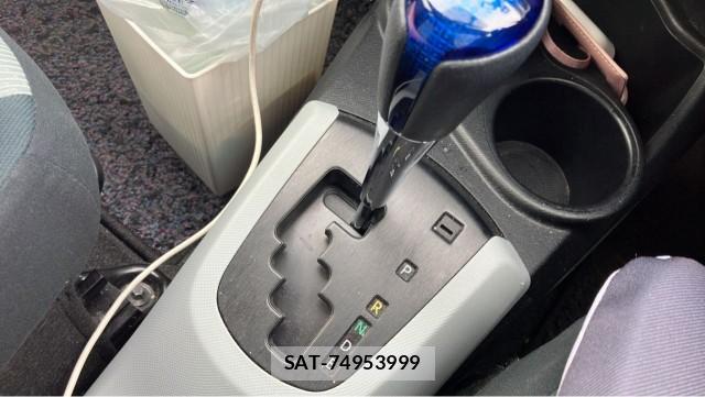 Toyota AQUA 2012-06 8280706-14