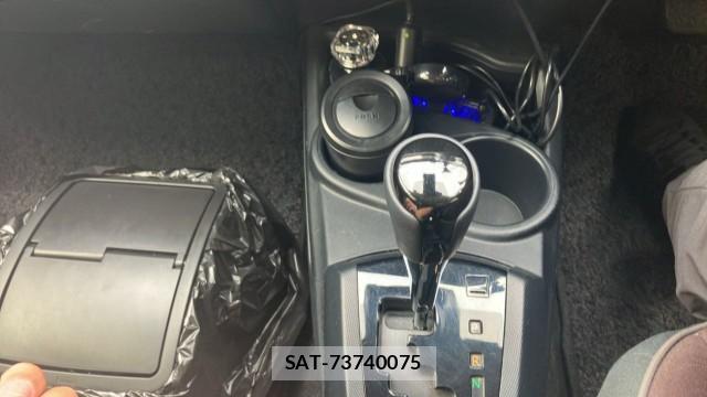 Toyota AQUA 2016-11 8280916-14