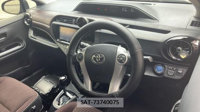 Toyota AQUA 2016-11 8280916-16