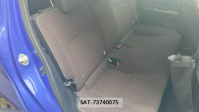 Toyota AQUA 2016-11 8280916-6