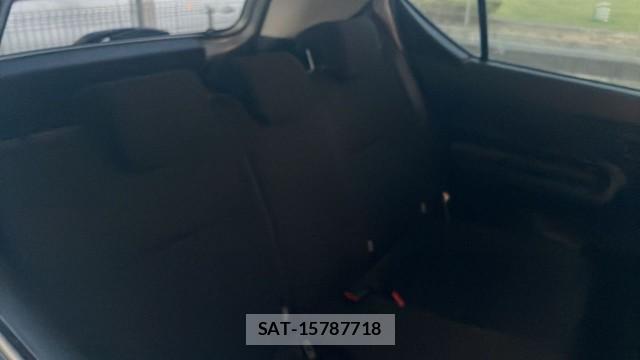 Toyota AQUA 2016-09 8280944-6