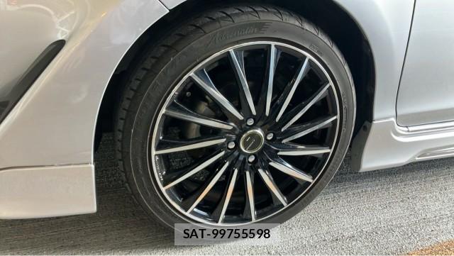 Toyota AQUA 2018-10 8281532-8