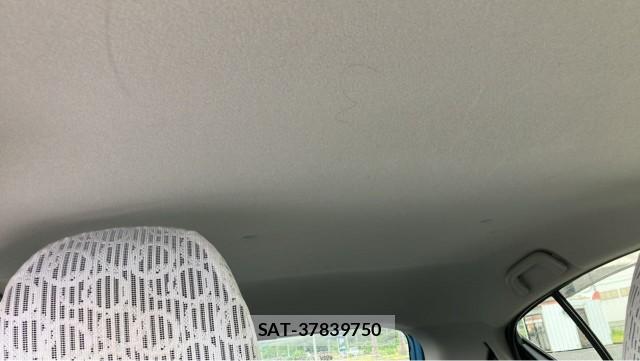 Toyota AQUA 2013-08 8281655-15