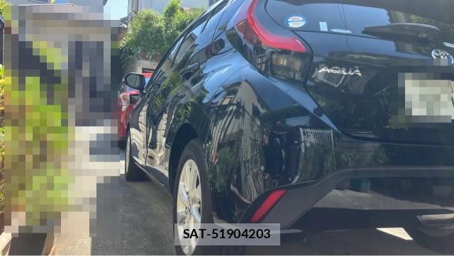 Toyota AQUA 2023-08 8282138-13