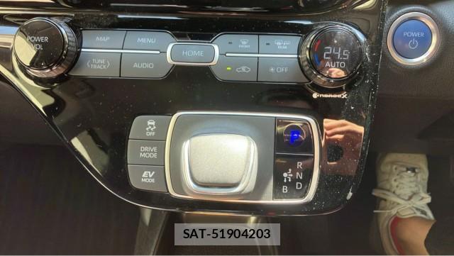 Toyota AQUA 2023-08 8282138-14