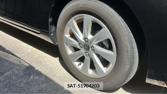 Toyota AQUA 2023-08 8282138-8