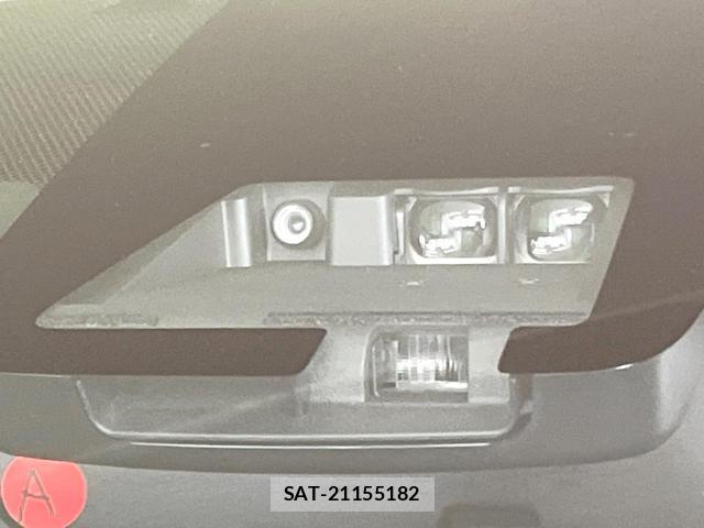 Toyota AQUA 2019-01 8282622-4
