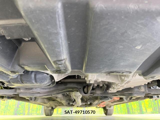 Toyota AQUA 2016-03 8282629-15