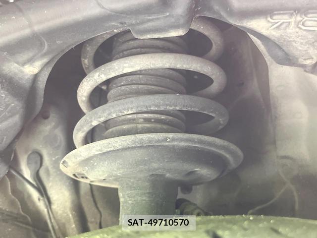 Toyota AQUA 2016-03 8282629-16