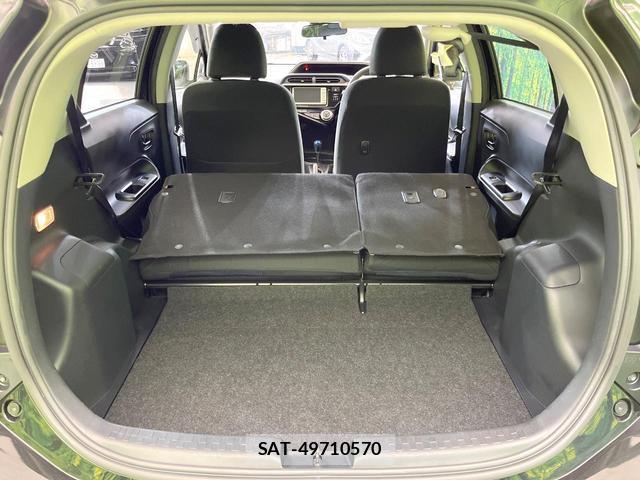 Toyota AQUA 2016-03 8282629-9